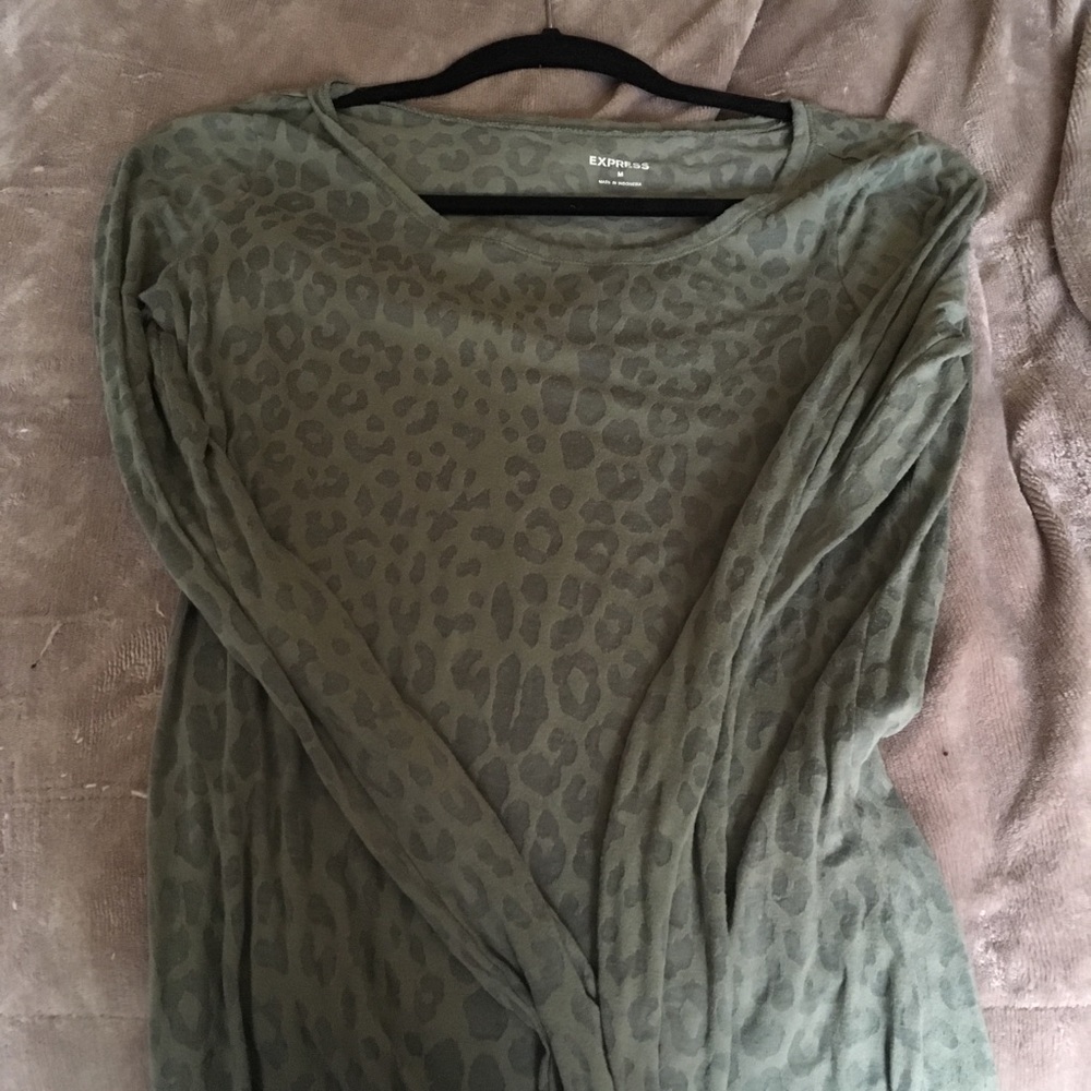 Express Long sleeve T-shirt